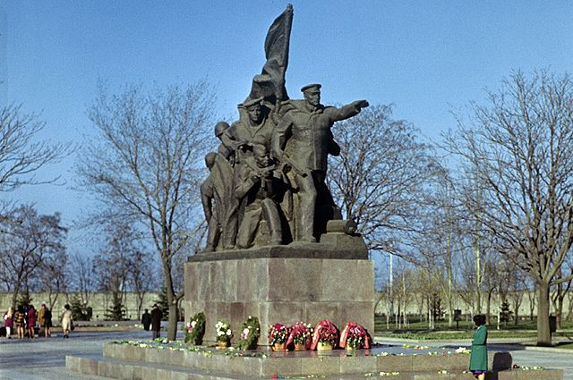 Мемориал Героям - ольшанцам в Николаеве
