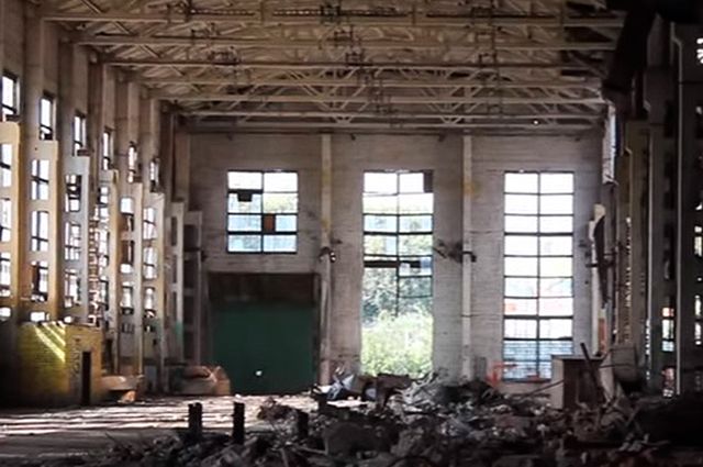 Разрушенный Воронежский экскаваторный завод