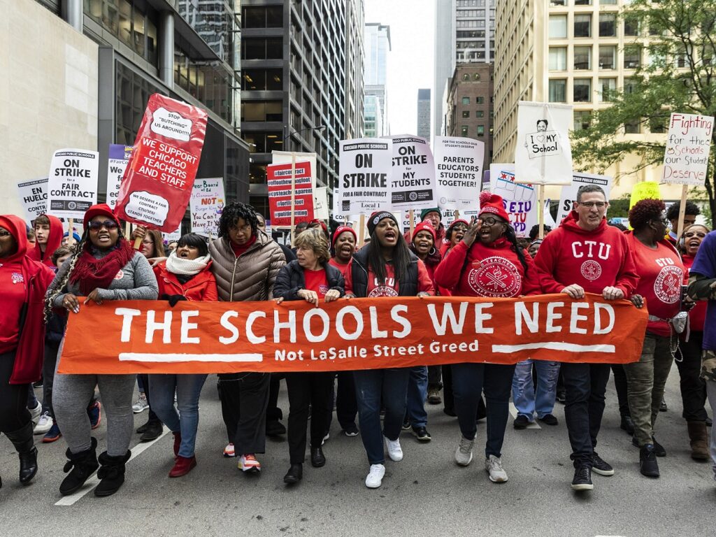 Митинг учителей в Чикаго, 2020 год