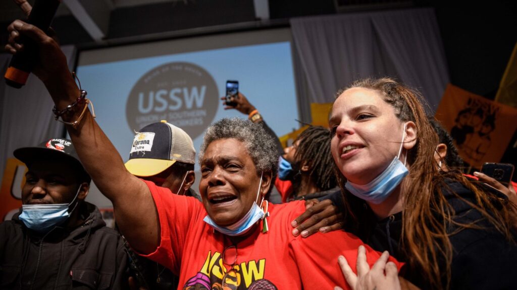 Работники сферы обслуживания объявляют профсоюз USSW (Фото: USSW)